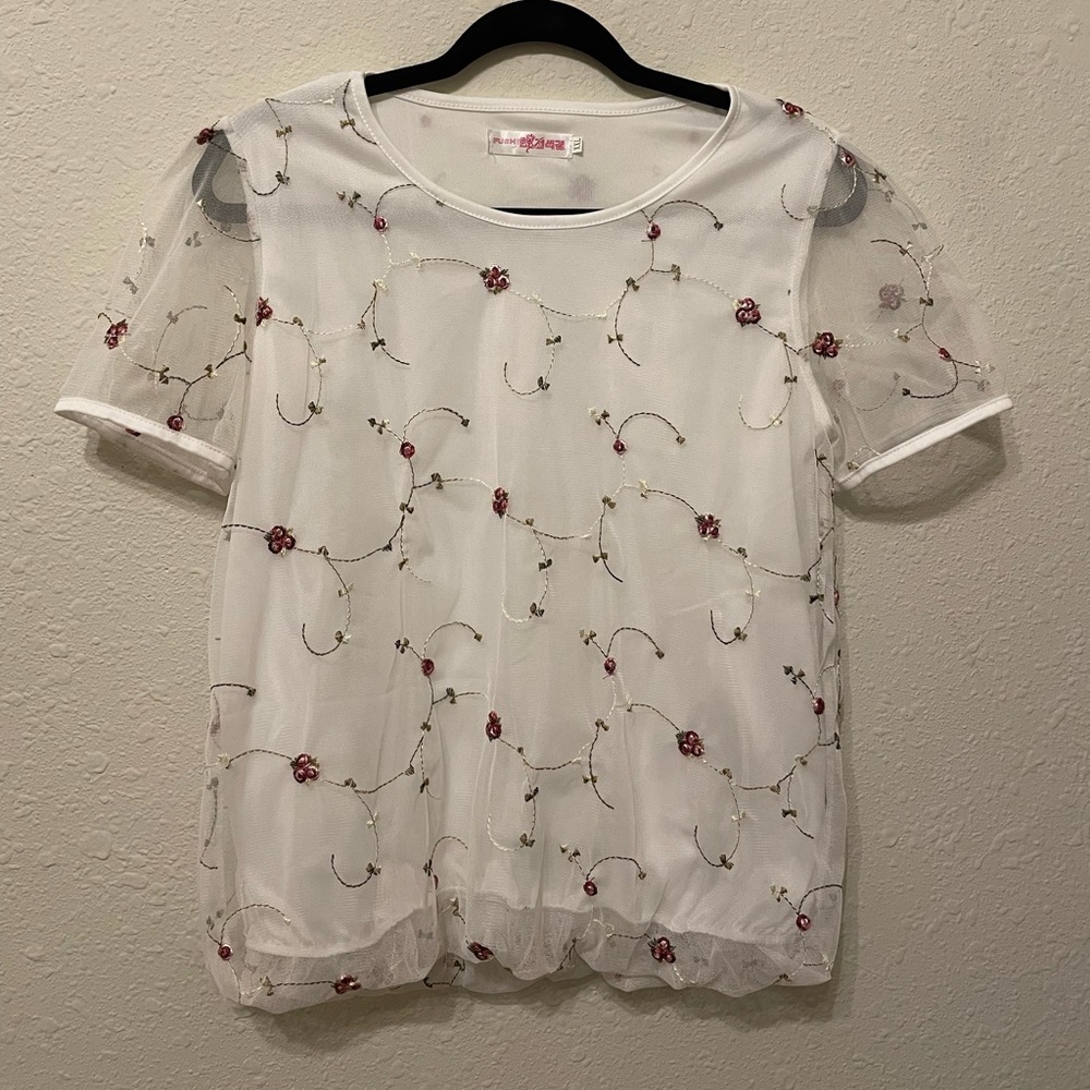 Sheer Sleeve Cottage Core Floral Embroidered Bubble Hem Top (Fits like a M/L)